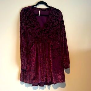 Velour burnout floral print babydoll dress.  Vneck size small